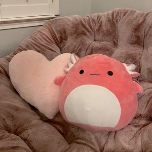 Archie Axolotl Squishmallow